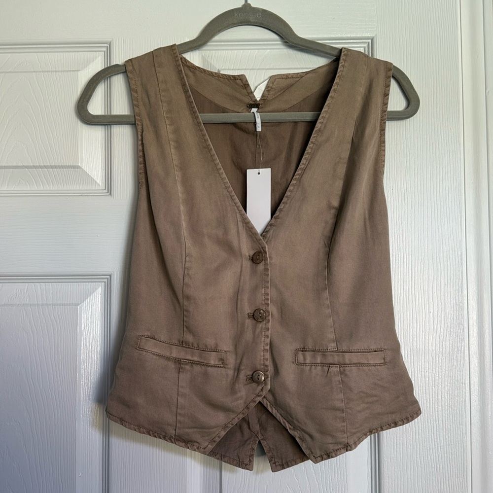Tan vest